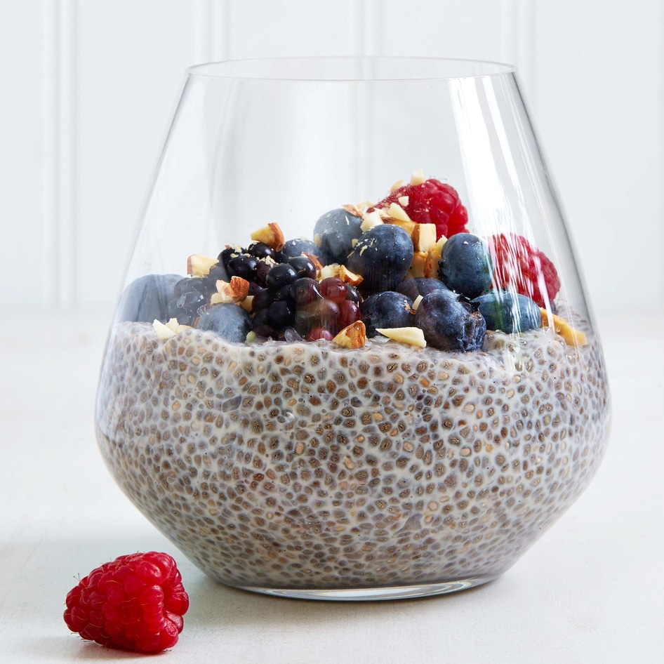 Chia Berry Vanilla Breakfast Pudding