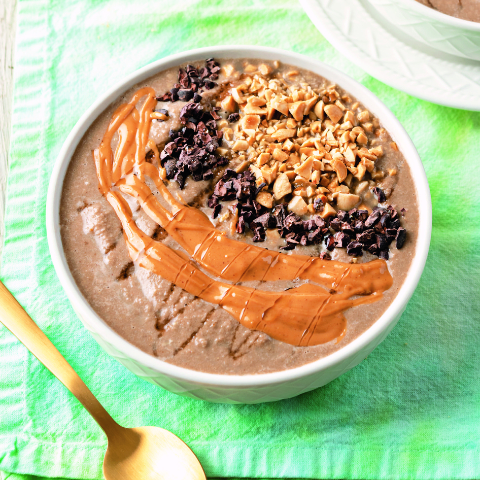 Chocolate Peanut Butter Smoothie Bowl