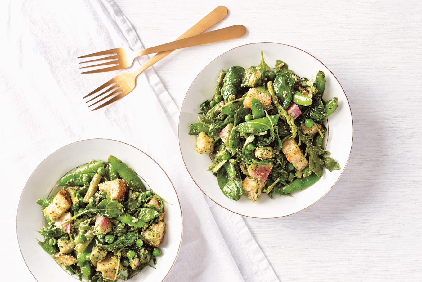 VegNews.SpringVegetablePanzanella