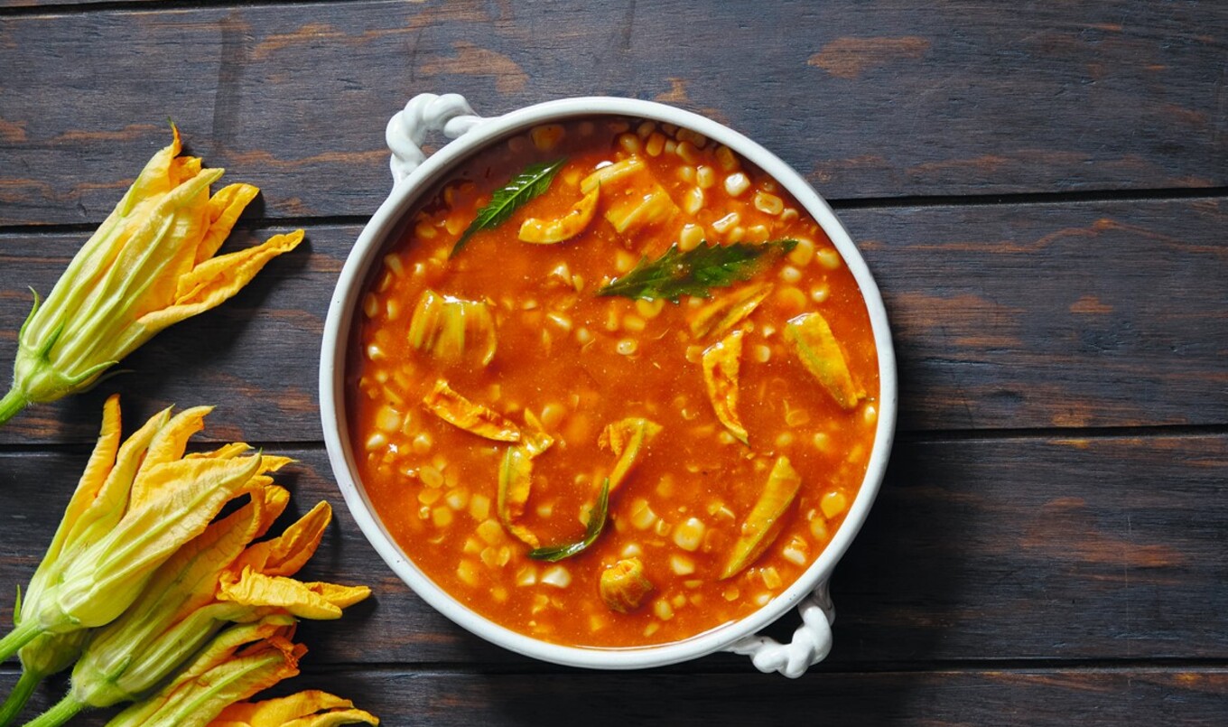 Zucchini Flower Corn Soup