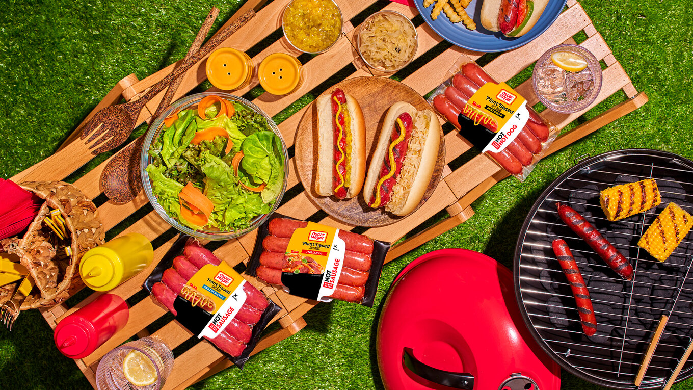 VegNews.VeganHotDogs.OscarMayer2