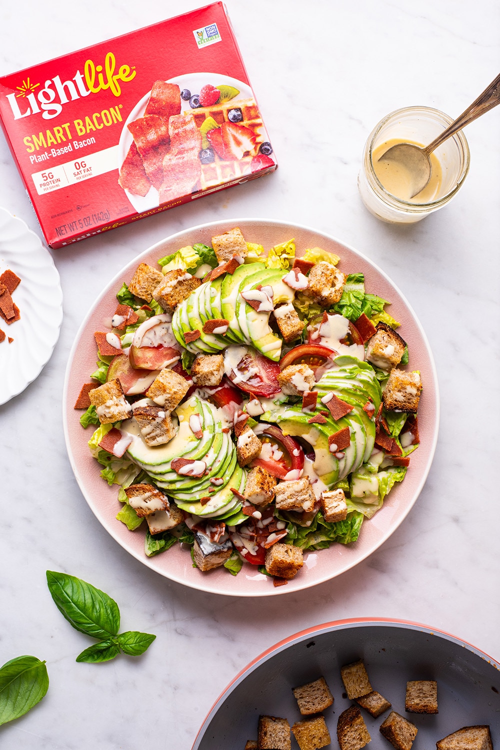 VegNews.Lightlife