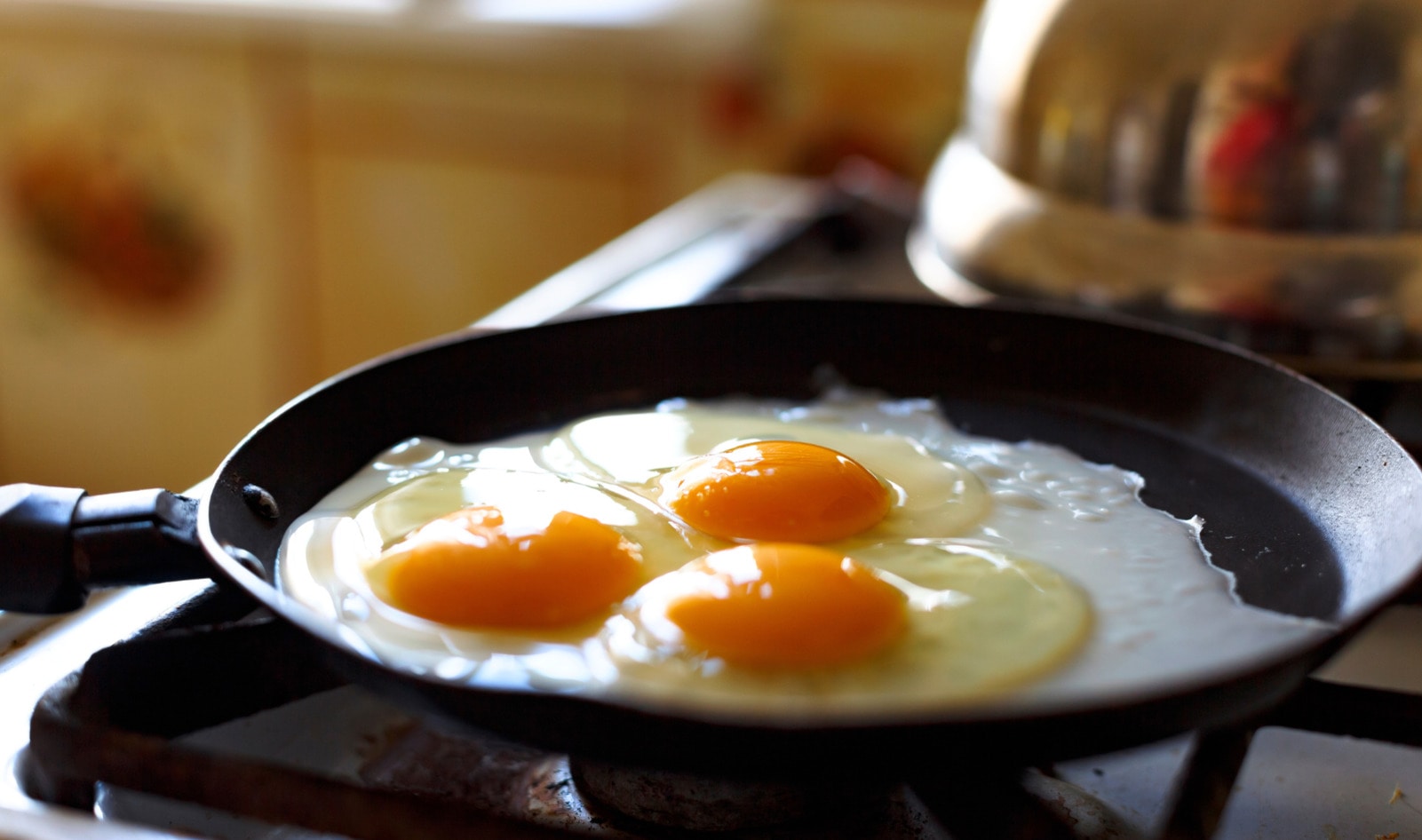What Happens When You Only Eat One Food? An Expert Weighs in on Mono Diets
